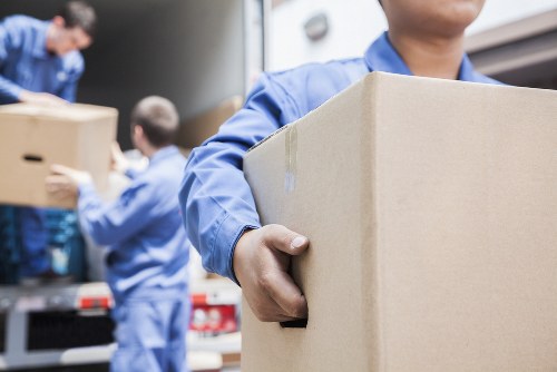 Removal team handling urgent same day house move in Chiswick