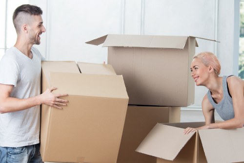 Professional moving support for homes and businesses in Chiswick